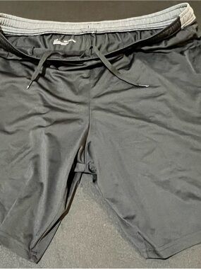 Under Armor Men's Black Athletic Drawstring Shorts NWT -Sz XXL-Good 4 Big & Tall